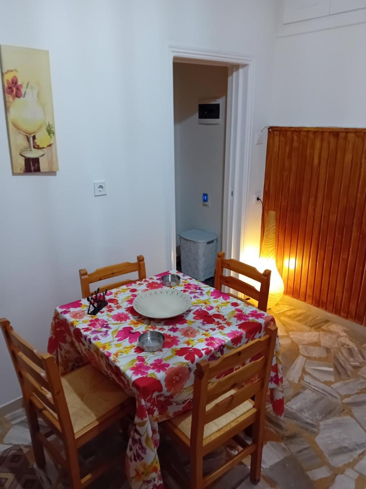 Katerina'S Apartments Kini Eksteriør bilde